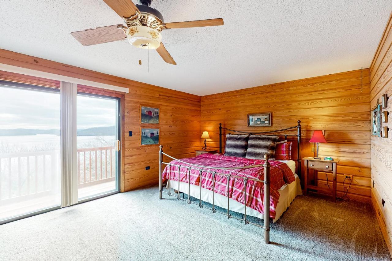 Beaver Lake Retreat ユリーカ・スプリングス エクステリア 写真